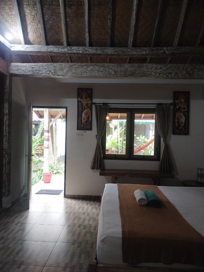 Comeback Guesthouse Canggu Exteriör bild